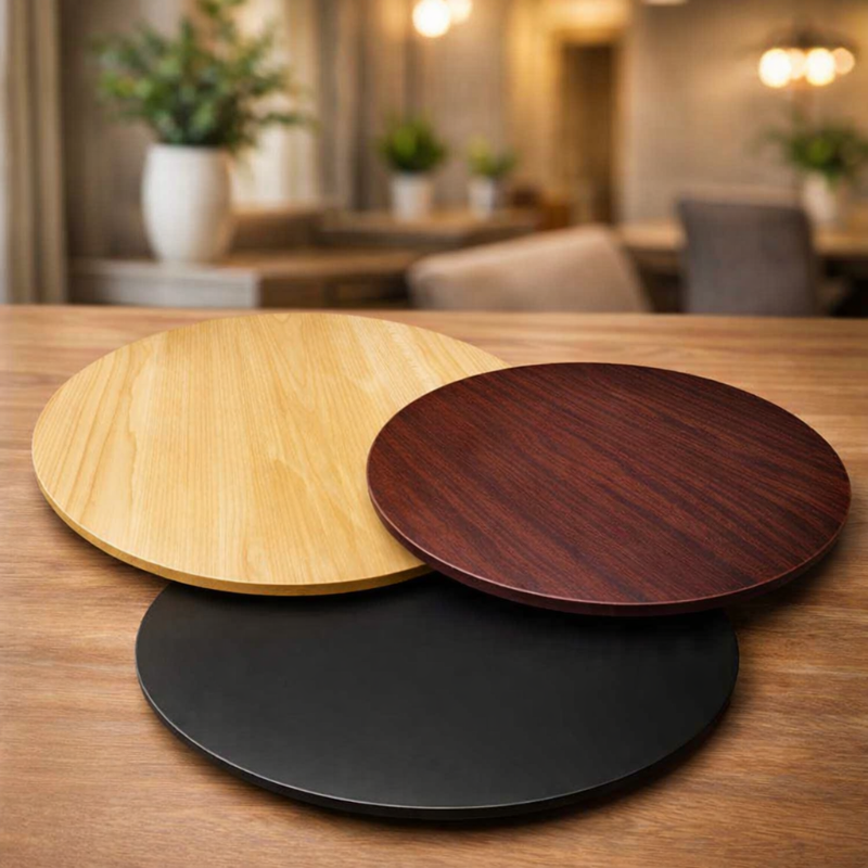 Rotating dining service table